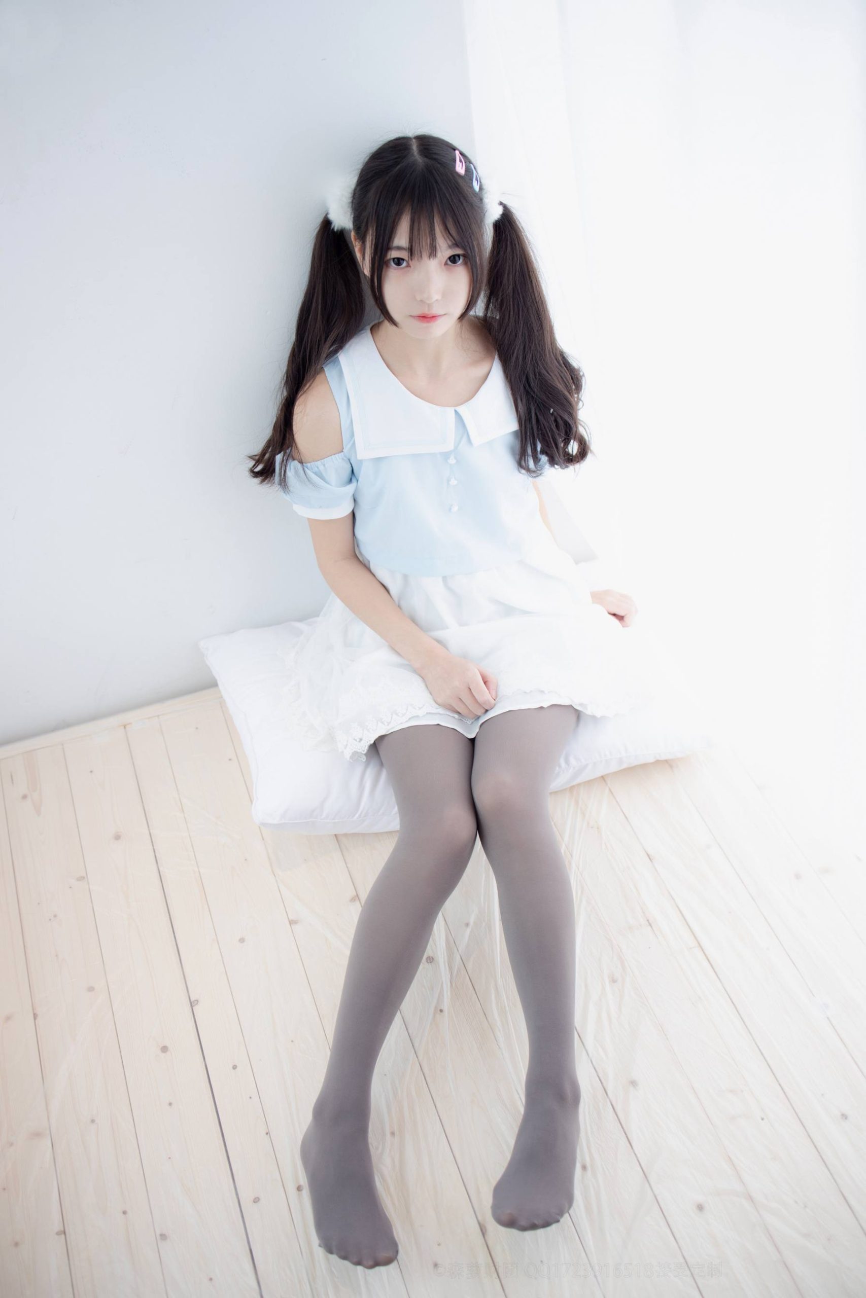 图片[2]-超级甜美的灰丝小姑娘【86P】20005-心动图库