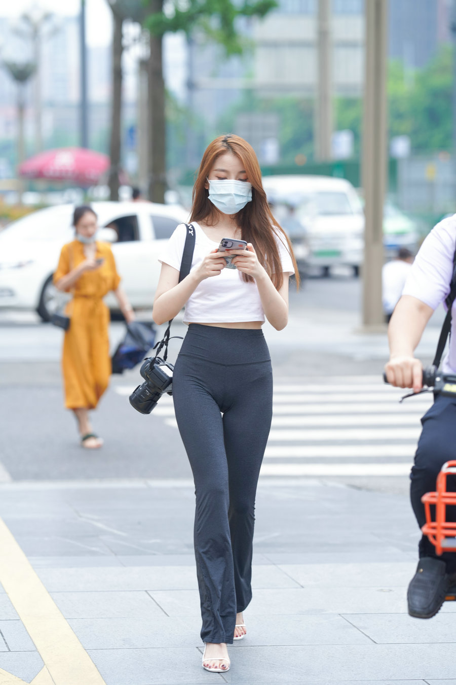 图片[3]-玩单反机的瑜伽裤女孩  J1270 498P5V-28.6GB-心动图库
