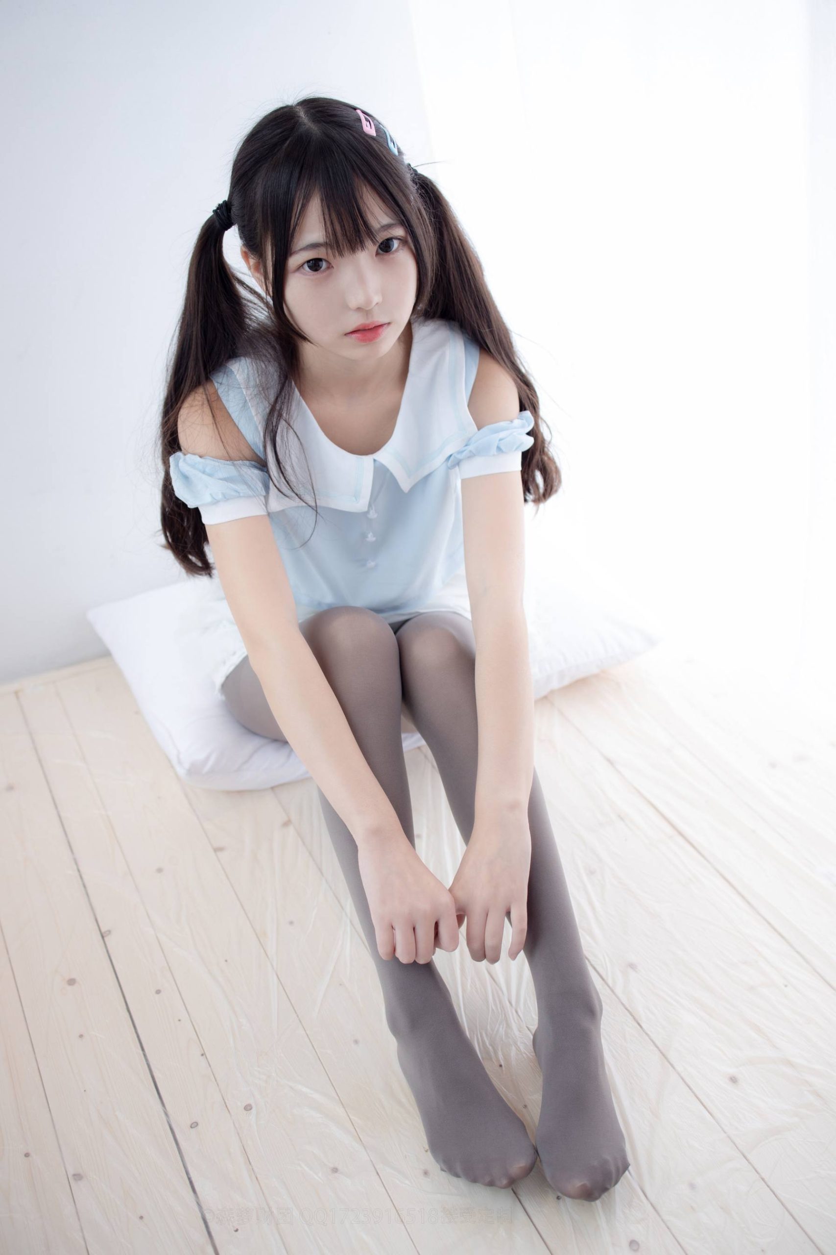 图片[3]-超级甜美的灰丝小姑娘【86P】20005-心动图库
