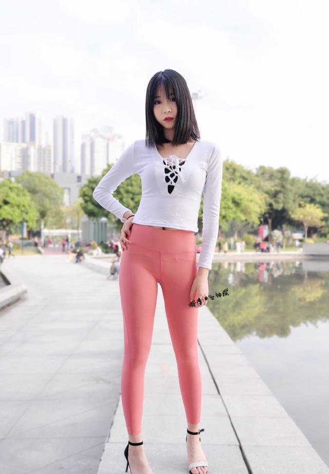 图片[2]-粉色瑜伽裤年轻女孩 J1311 417P17V-14.9GB-心动图库