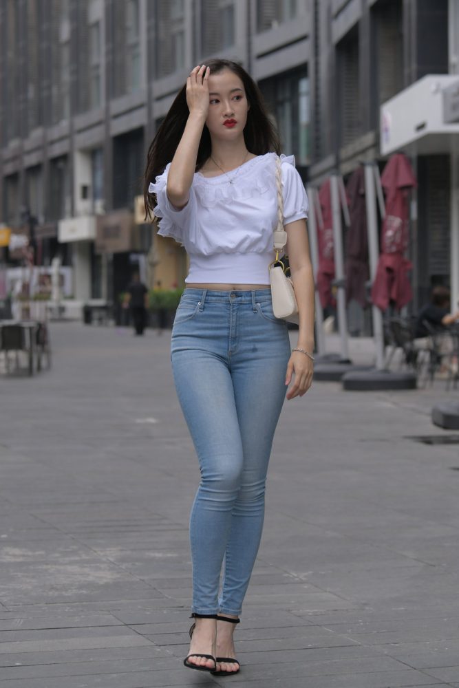 图片[1]-紧身牛仔裤女孩J2177 370P2V-19.4GB-心动图库