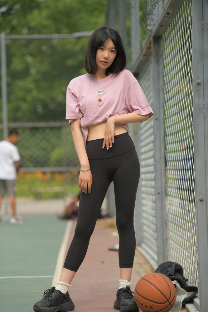 图片[3]-穿瑜伽裤打篮球的大三女孩J2198 463P1V-18.6GB-心动图库