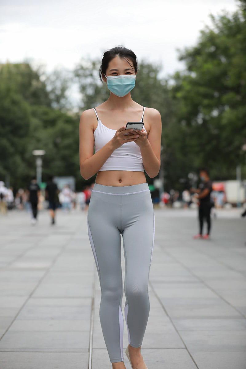 图片[4]-灰色瑜伽裤姑娘笑容超甜 J5074 180P2V-2.15GB-心动图库