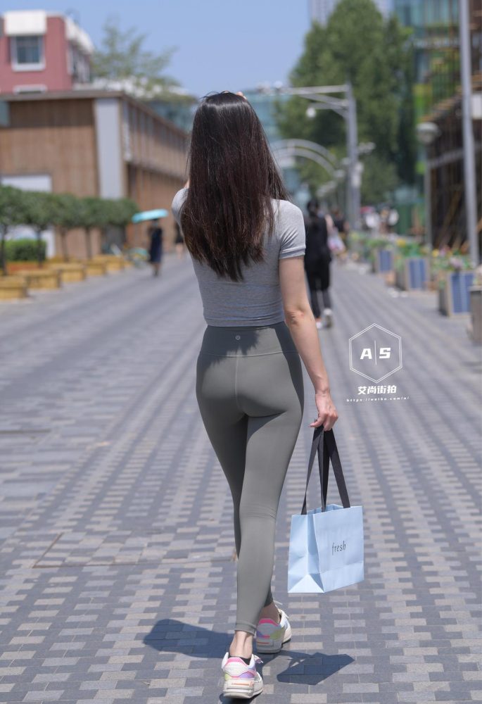 图片[1]-非常漂亮的瑜伽裤女孩J2192 501P1V-15.5GB-心动图库