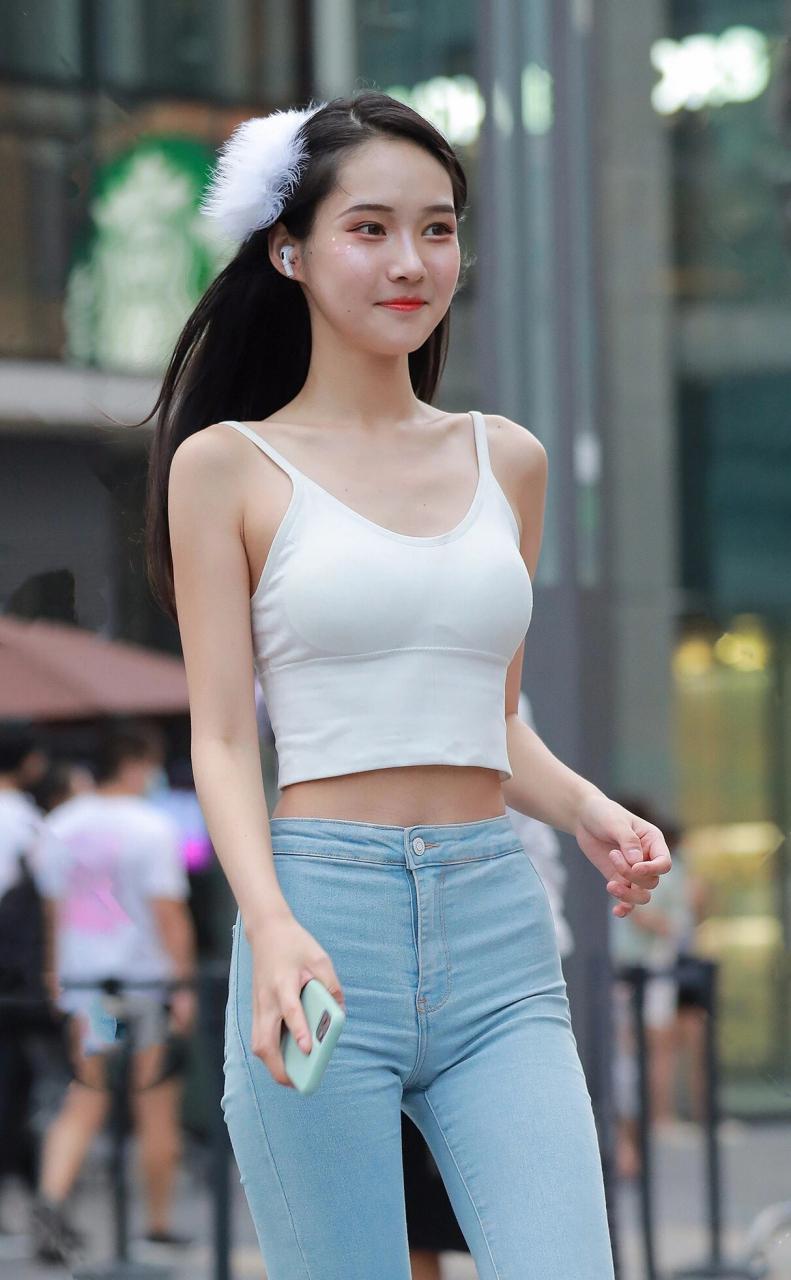 图片[1]-非常漂亮的牛仔裤女孩 J2144 98P1V-1.92GB-心动图库