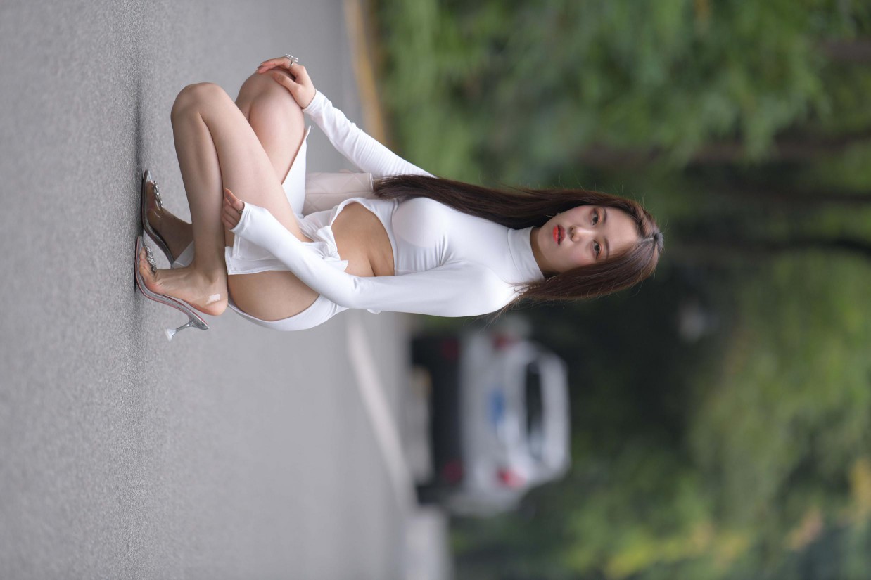 图片[5]-非常精致的侧边裙姑娘，忒好看了！【299P】00017-心动图库
