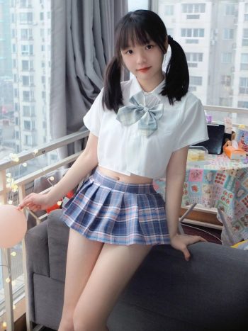 图片[7]-网格丝袜的清纯双马尾小姑娘-心动图库